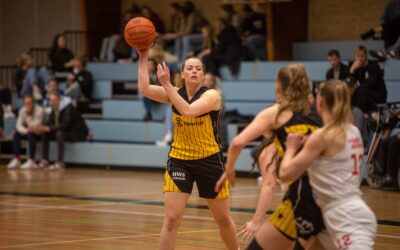 Startportaal Binnenland steelt thuisvoordeel bij Jolly Jumpers in play-offs van WBL