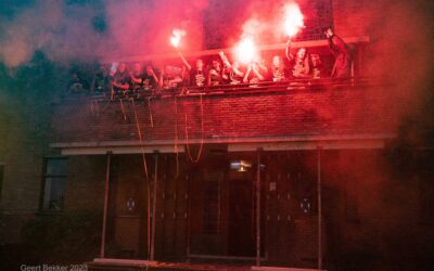 Landskampioen Sportiff Grasshoppers met balkonscène gehuldigd