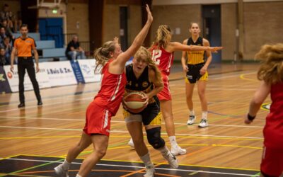 Den Helder en Grasshoppers handhaven ongeslagen status