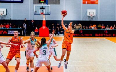 Nederlandse basketbalsters in Almere bij elkaar met blik gericht op november