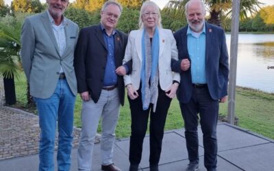 Voormalige NBB-bestuurders alsnog in het zonnetje gezet als Lid van Vierdienste