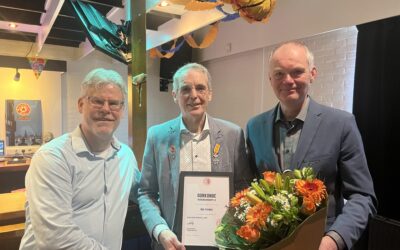 Koninklijke onderscheiding voor bestuurder Rob Thomas