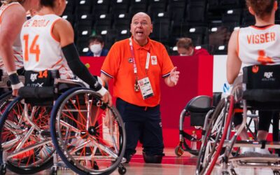 Rolstoelbasketballers klaar voor Paralympische finale; ‘zodra de bal de lucht in gaat moet je er staan’
